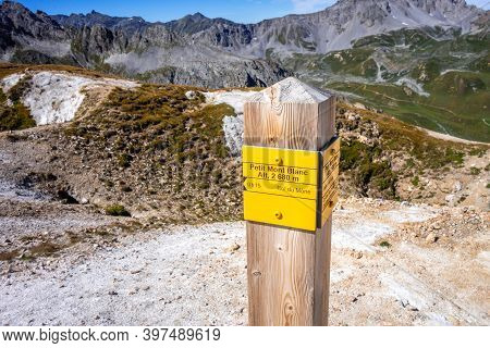 Pralognan/france - August 26, 2020 : Trail Sign Board In Vanoise National Park