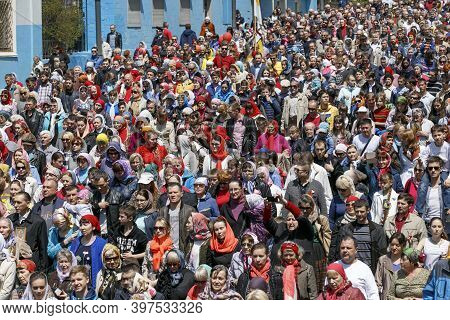 Spring, 2016 - Vladivostok, Russia - Orthodox Easter Religious Procession In Vladivostok. A Crowd Of