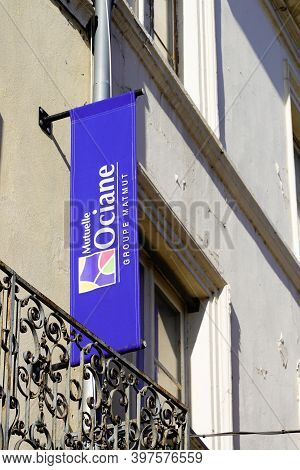 Bordeaux , Aquitaine  France - 11 21 2020 : Mutuelle Ociane French Mutual Sign And Text Logo On Wall