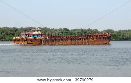 Rusty barca