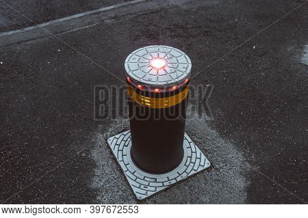 Automat Ric Retractable Barrier Stop Gate . Transport Protection Glow