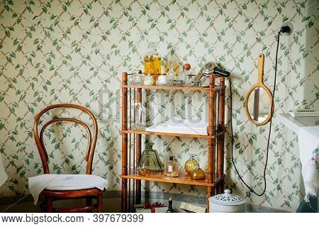 Radun Castle Interior, Neo-classical Chateau, Bathroom, Towels, Mirror, Personal Hygiene Products An