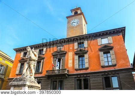 Reggio Emilia, Italy - Circa September 2018. Beautiful Architecture Of Reggio Emilia City Center.