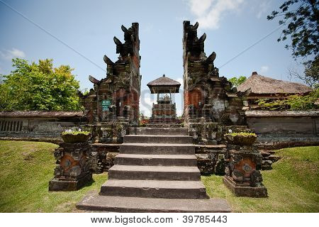 วัดทามานเอยุน (Mengwi)