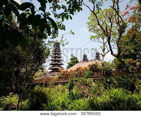 วัดทามานเอยุน (Mengwi)