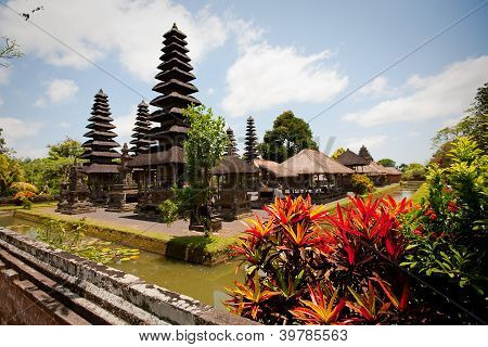 วัดทามานเอยุน (Mengwi)