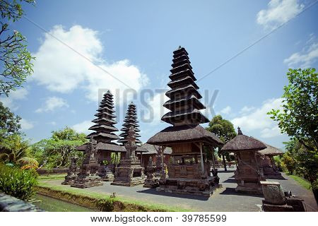 วัดทามานเอยุน (Mengwi)