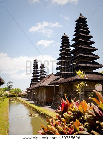 วัดทามานเอยุน (Mengwi)