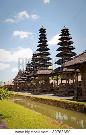 วัดทามานเอยุน (Mengwi)