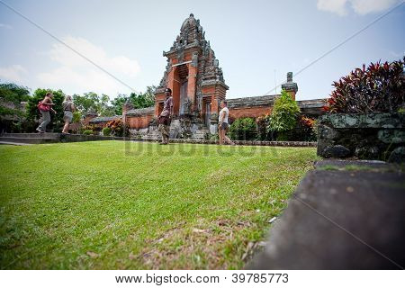 วัดทามานเอยุน (Mengwi)