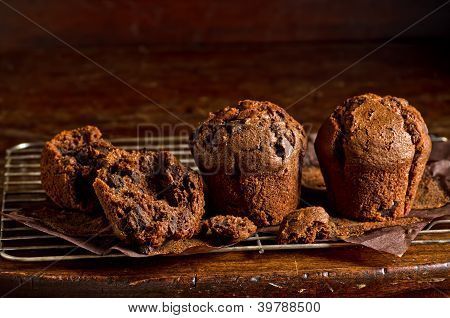 Queques da microplaqueta de Chocolate duplo