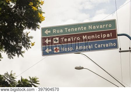 Jau / Sao Paulo / Brazil - 02 21 2020: Metal Sign Indicating Three Relevant Different Points (munici