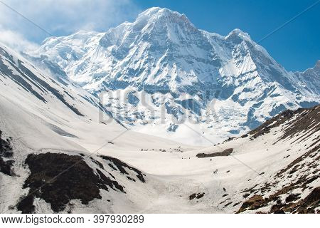 Mt.annapurna South (7,219 M) A Mountain In The Annapurna Himal Range Of The Himalayas, Nepal. Beauti