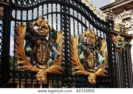 Buckingham palace gate, London