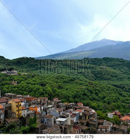 Castiglione di Sicilia - Architecture, Catania
