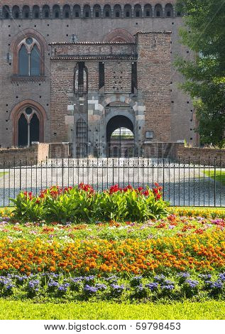 Pavia, Castle