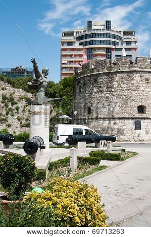 Monument Mujo Ulqinaku in Durres Albania