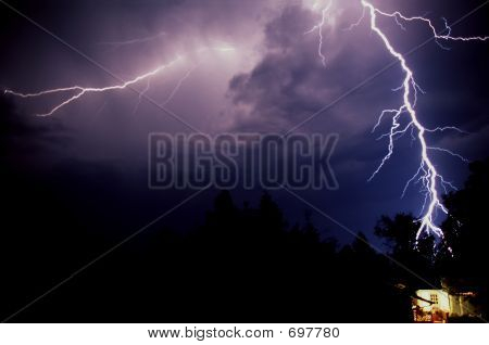LightningBehindTheApartment
