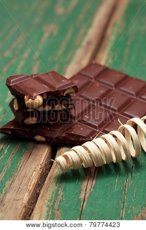 Dark Nut Chocolate And Pedig Spiral