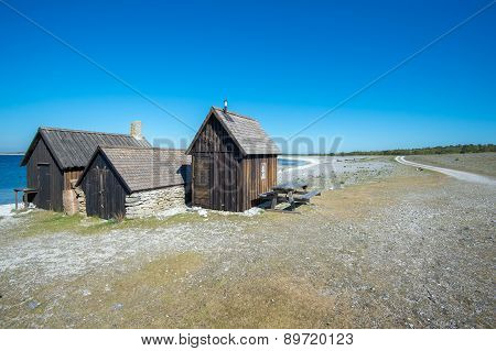 Helgumannens fishing village on Faro island
