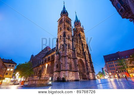 St. Lawrence church at night after rain, Nuremberg