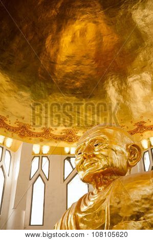 Large Golden Buddha Goldleaf Roof Buddhist Culture And Life Style Temple Statues Asia