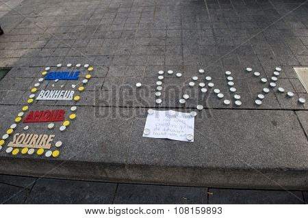 Light Candles Near General Kleber