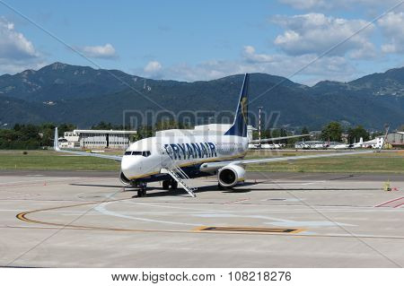 Ryanair Aircraft Boeing 737-800