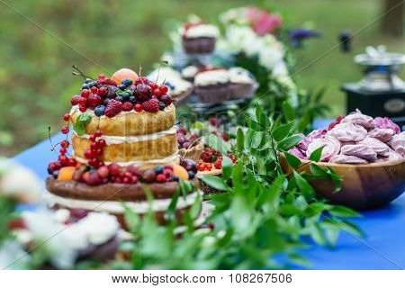 naked wedding cake