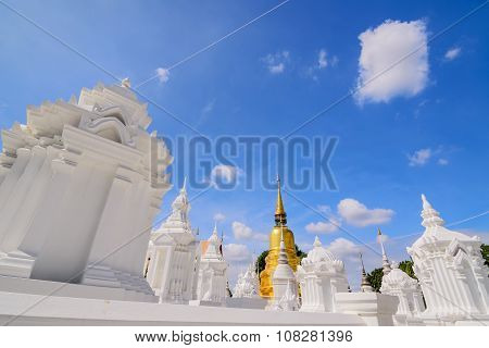 Wat Suan Dok (monastery) in Chiang Mai Thailand