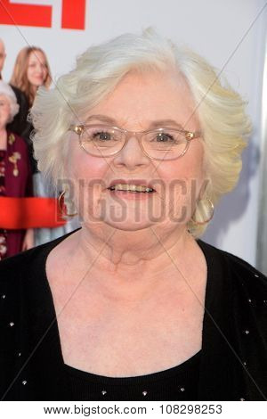 LOS ANGELES - NOV 12:  June Squibb at the 