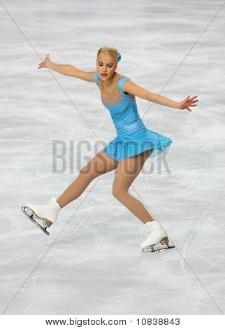 Kiira Korpi (fin) programa corto