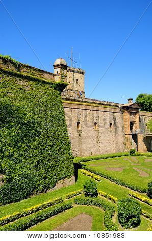 Castell De Montjuich, i Barcelona Spanien