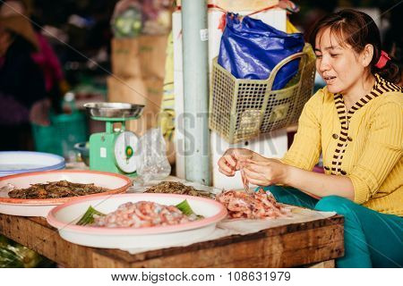 Nha Trang, Vietnam - Circa March 2015 - Unidentified Seafood And Fish Seller At Fish Market