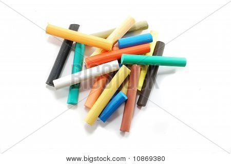 Farverige Pastel kridt på hvid baggrund