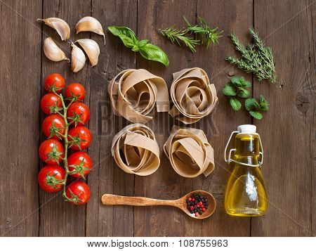 Whole Wheat  Pasta, Vegetables,  Herbs And Olive Oil
