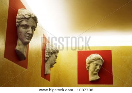 Painel de esculturas