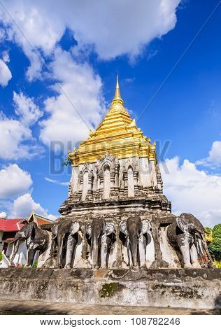 Chedi Chang Lom And Viharn, Wat Chiang Man Temple, Chiang Mai, Thailand.