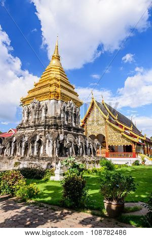 Chedi Chang Lom And Viharn, Wat Chiang Man Temple, Chiang Mai, Thailand.