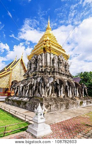 Chedi Chang Lom And Viharn, Wat Chiang Man Temple, Chiang Mai, Thailand.