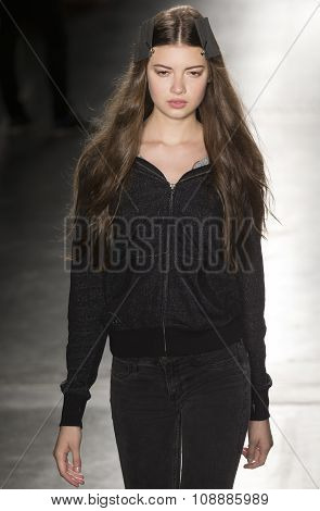 Custo Barcelona - Rehearsal - Spring Summer 2016 Collection