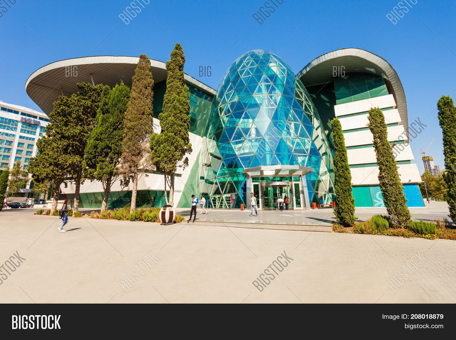 Nargiz shopping mall баку. Park bulvar mall. Baku mall баку. Metro park baku mall. Кинотеатр баку аэропорт.