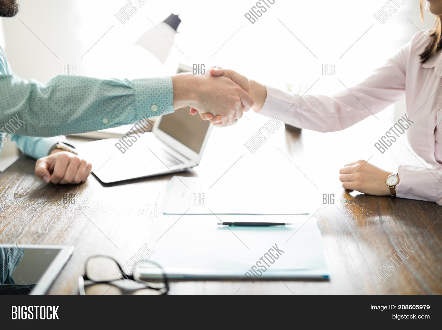Handshake Man Woman Image & Photo (Free Trial) | Bigstock