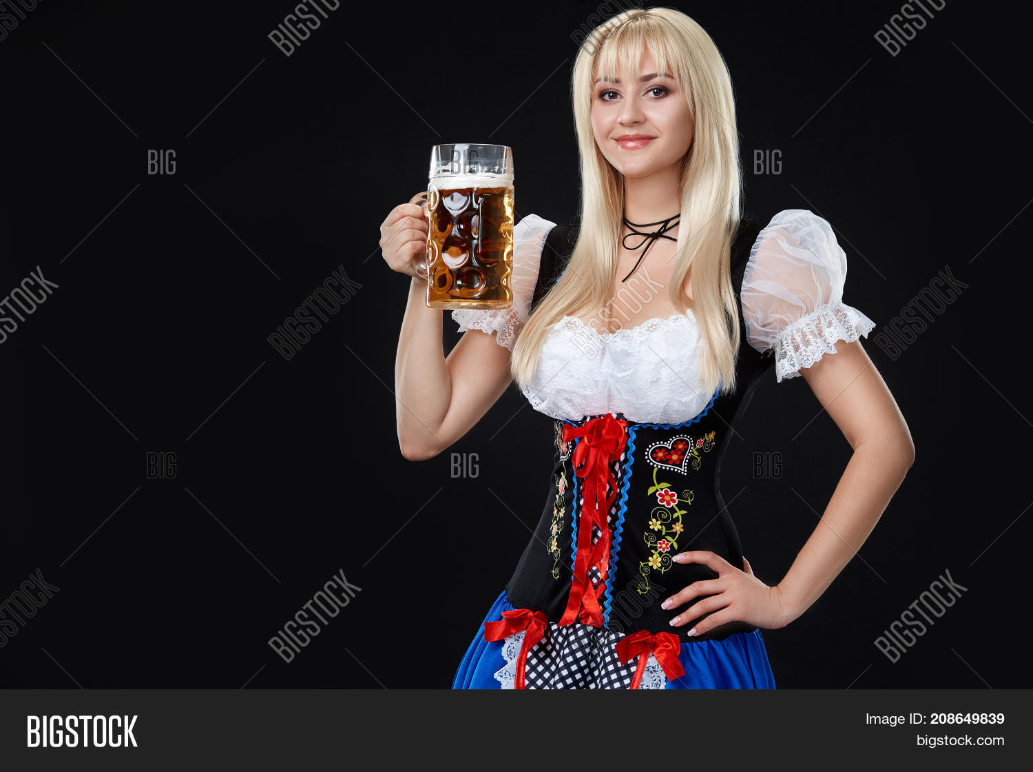 sexy-dirndl-free-pics-jerk-off-with-the-neighbour-photos