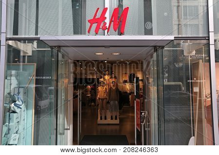 H&m Store Japan