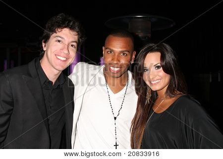 LOS ANGELES - JUN 4: Neidentifikovaných hodnocení, Darnell Appling & Demi Lovato Darnell Appling b