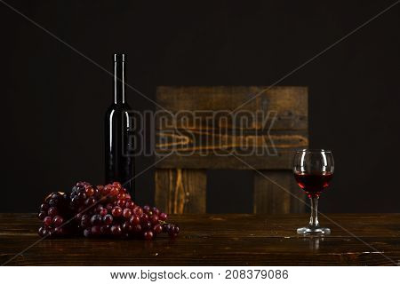 Merlot, Bordeaux Or Cabernet Wine Composition. Set Of Dark Grapes