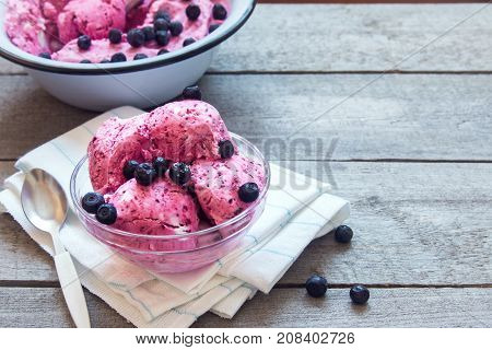 Homemade Berry Ice Cream