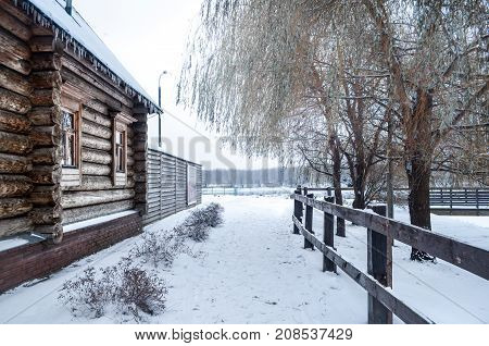 beautiful picture of countryside in snowy winter
