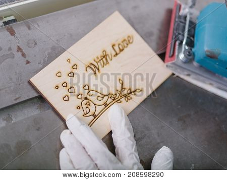 A cut plate on which the patterns and inscriptions that the master is going to handle